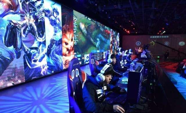 支球队的战 支球队的战