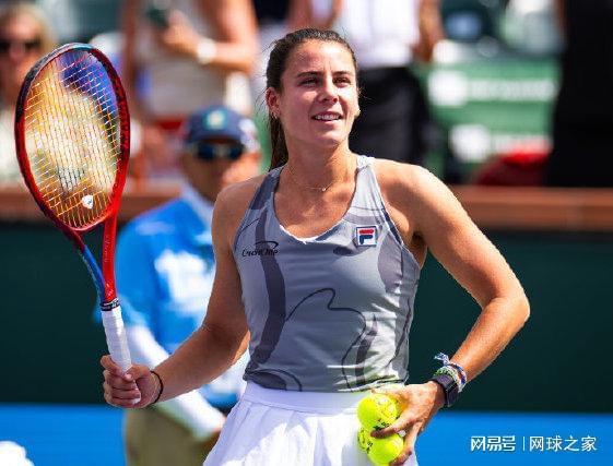 旋转中的完 旋转中的完