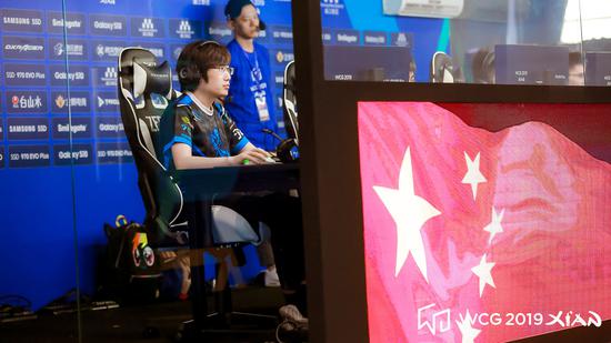 长期战术执 长期战术执