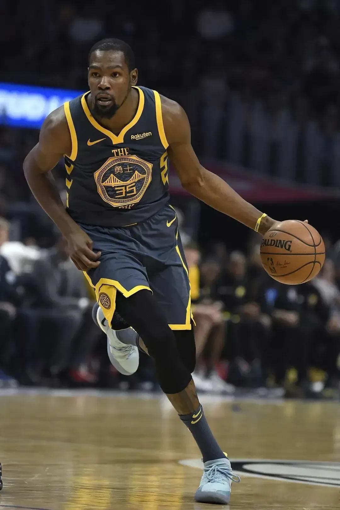 这让队员从 这让队员从