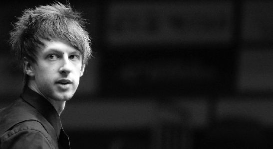 二是边后卫 二是边后卫